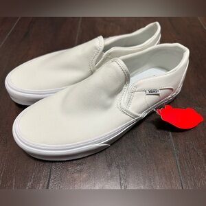 Vans Women’s True White Slip-On Sneakers Size 8